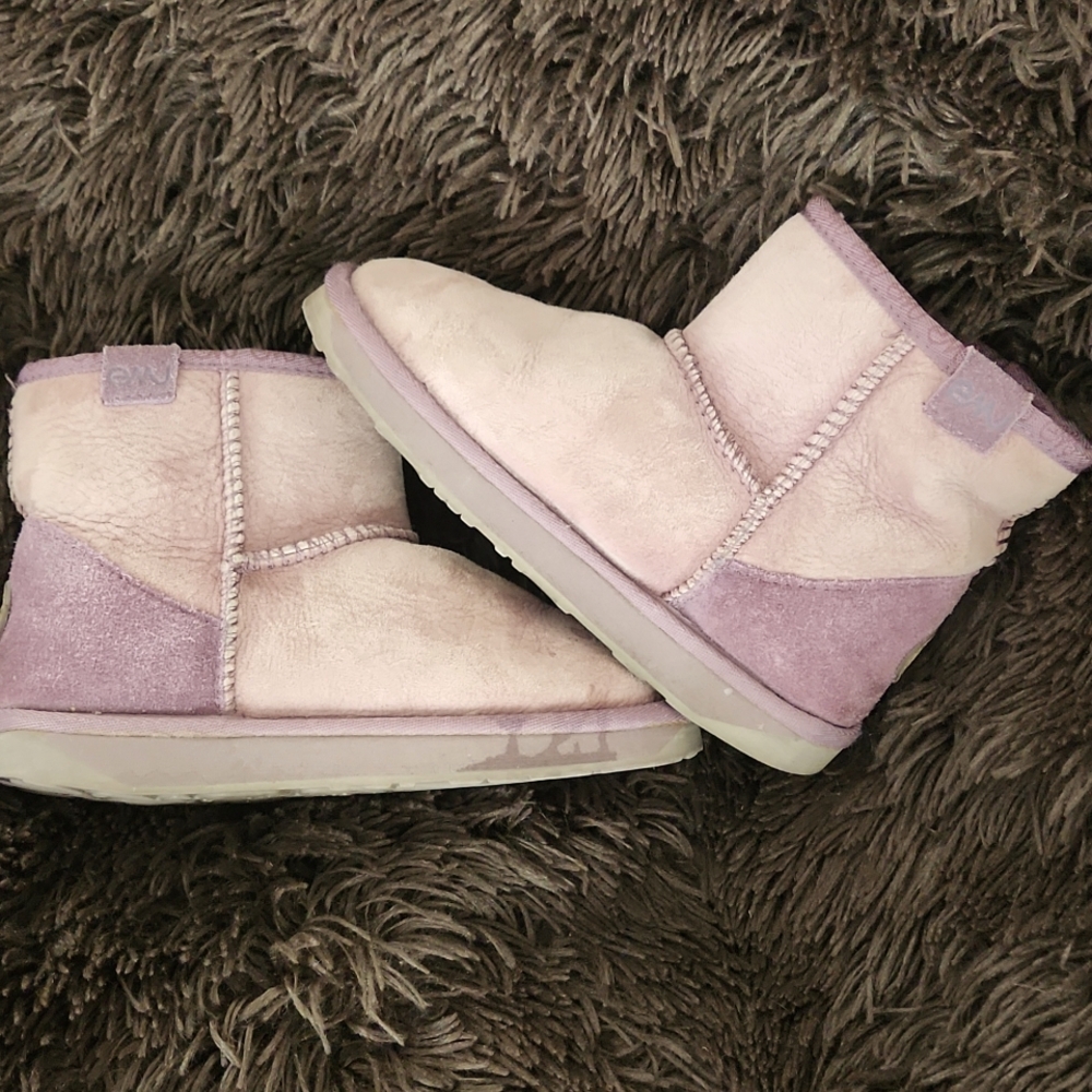 EMU Stinger Mini Boots, Size 6